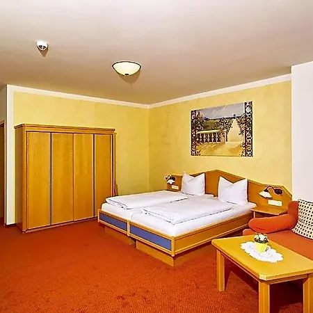 Wiesbauer Hotel